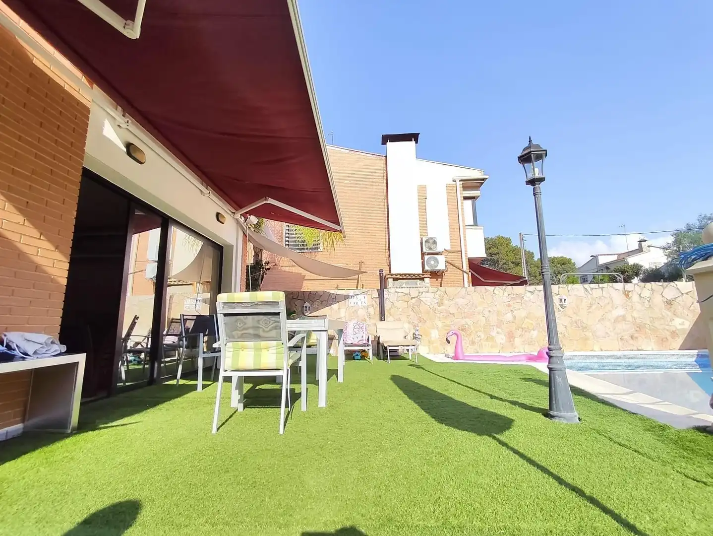 Terrassa de Casa adosada en venda en Torrent amb Aire condicionat, Jardí privat i Terrassa