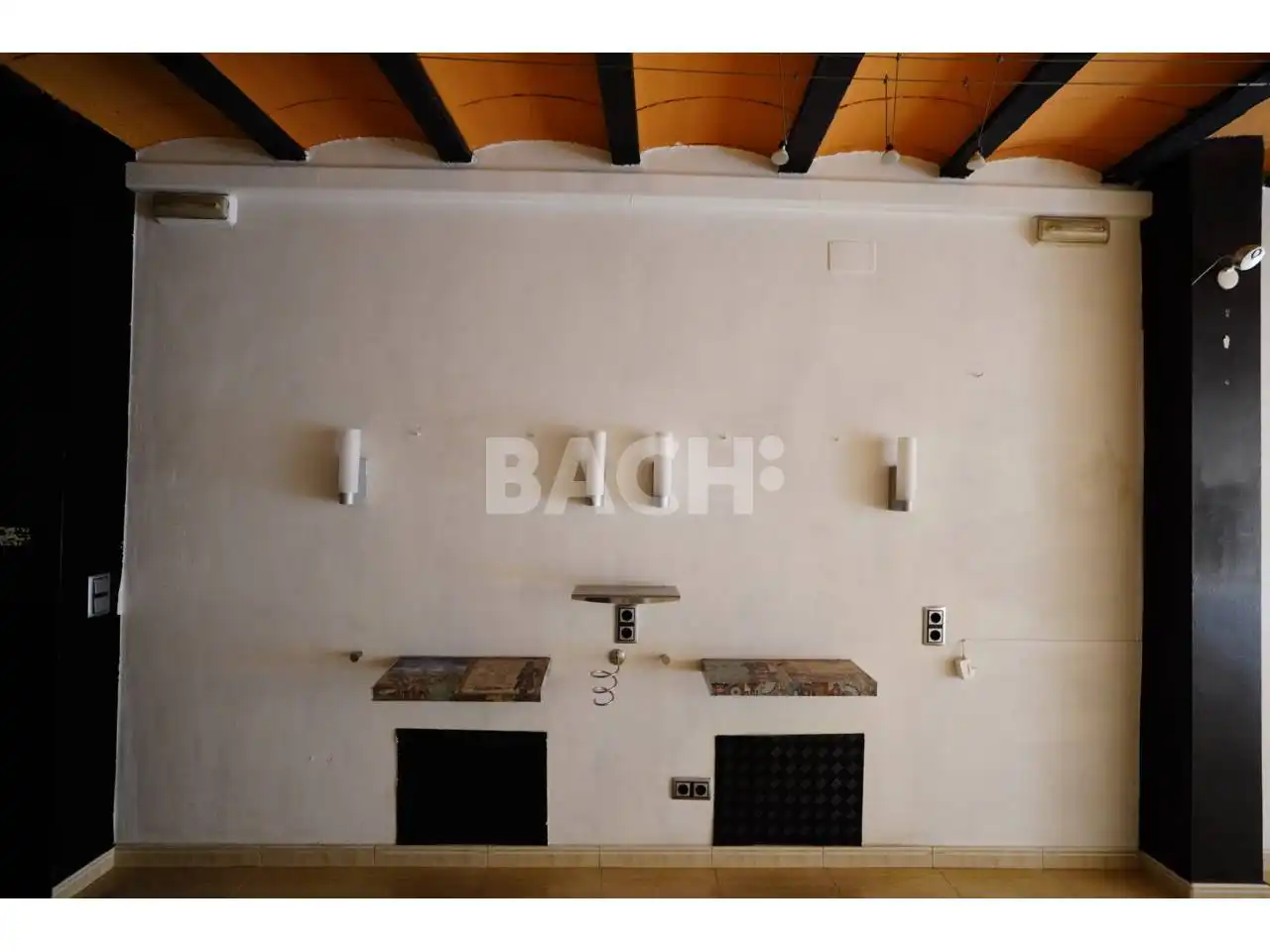 Badezimmer von Geschaftsraum zum Verkauf in Vic
