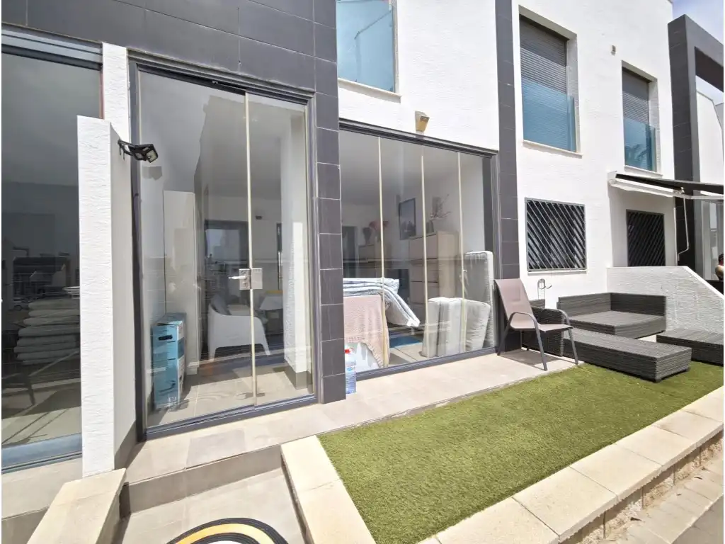Apartamento con piscina en venta en Calle Granate, imagen 4