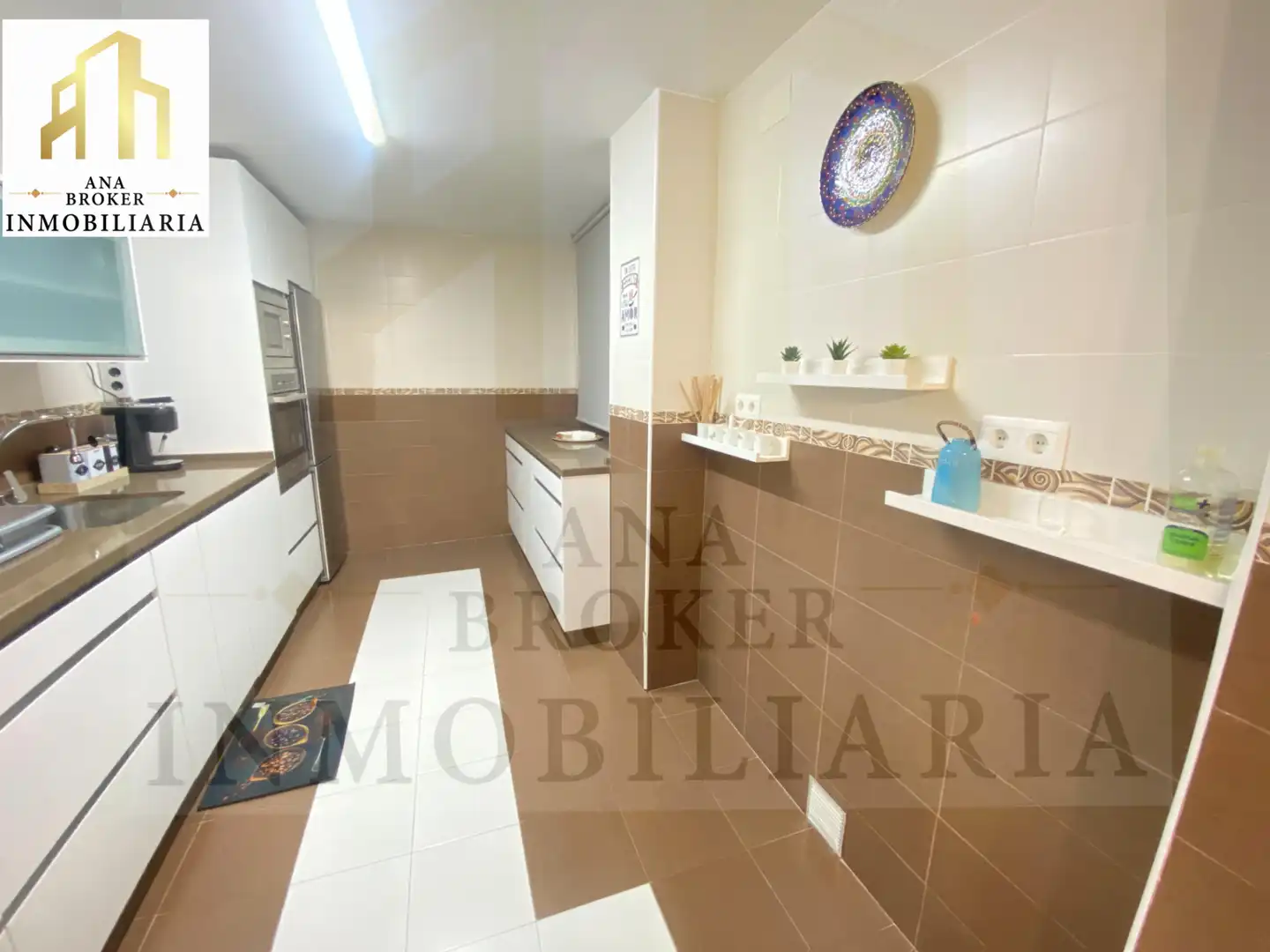 Cuina de Casa o xalet en venda en Ronda amb Aire condicionat, Terrassa i Moblat