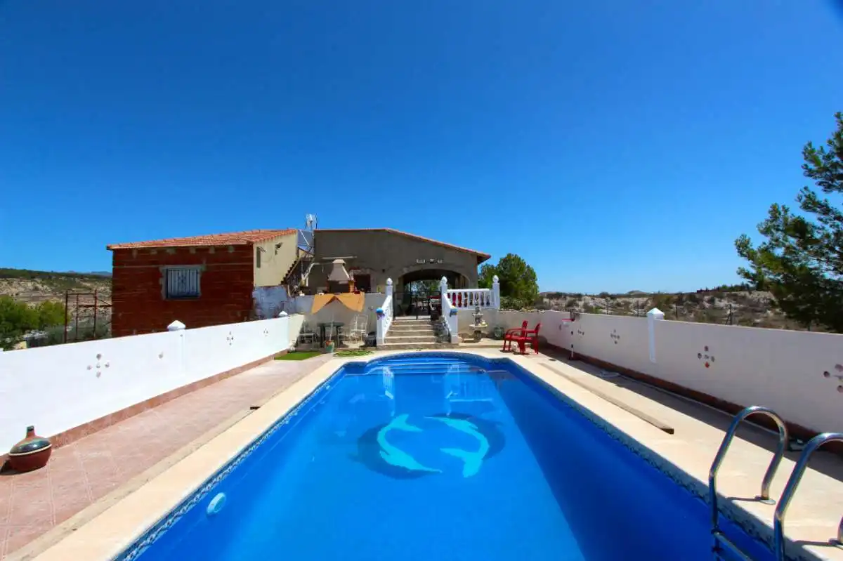 Casa amb jardí en venda a Albudeite