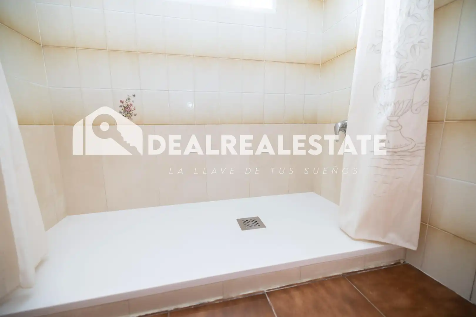 Bany de Casa o xalet en venda en Almonte amb Jardí privat, Terrassa i Moblat