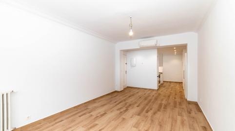 Photo 4 of Flat for rent in Calle de San Miguel, Paseo Independencia, Zaragoza Capital