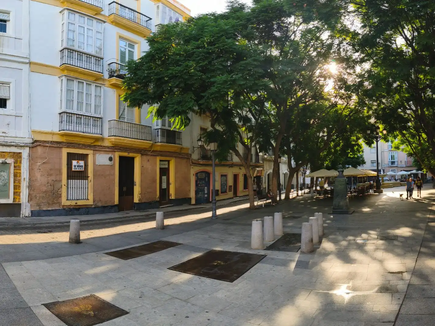 Vista exterior de Local de lloguer en Alameda - Mentidero - Teatro Falla