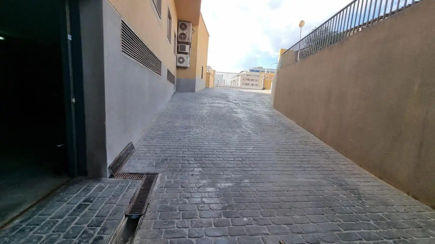 Parking of Garage for rent in Roquetas de Mar