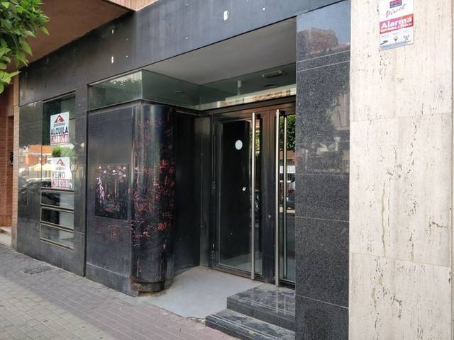 Local comercial en Venta en Calle Mayor, 3 en Beniaján