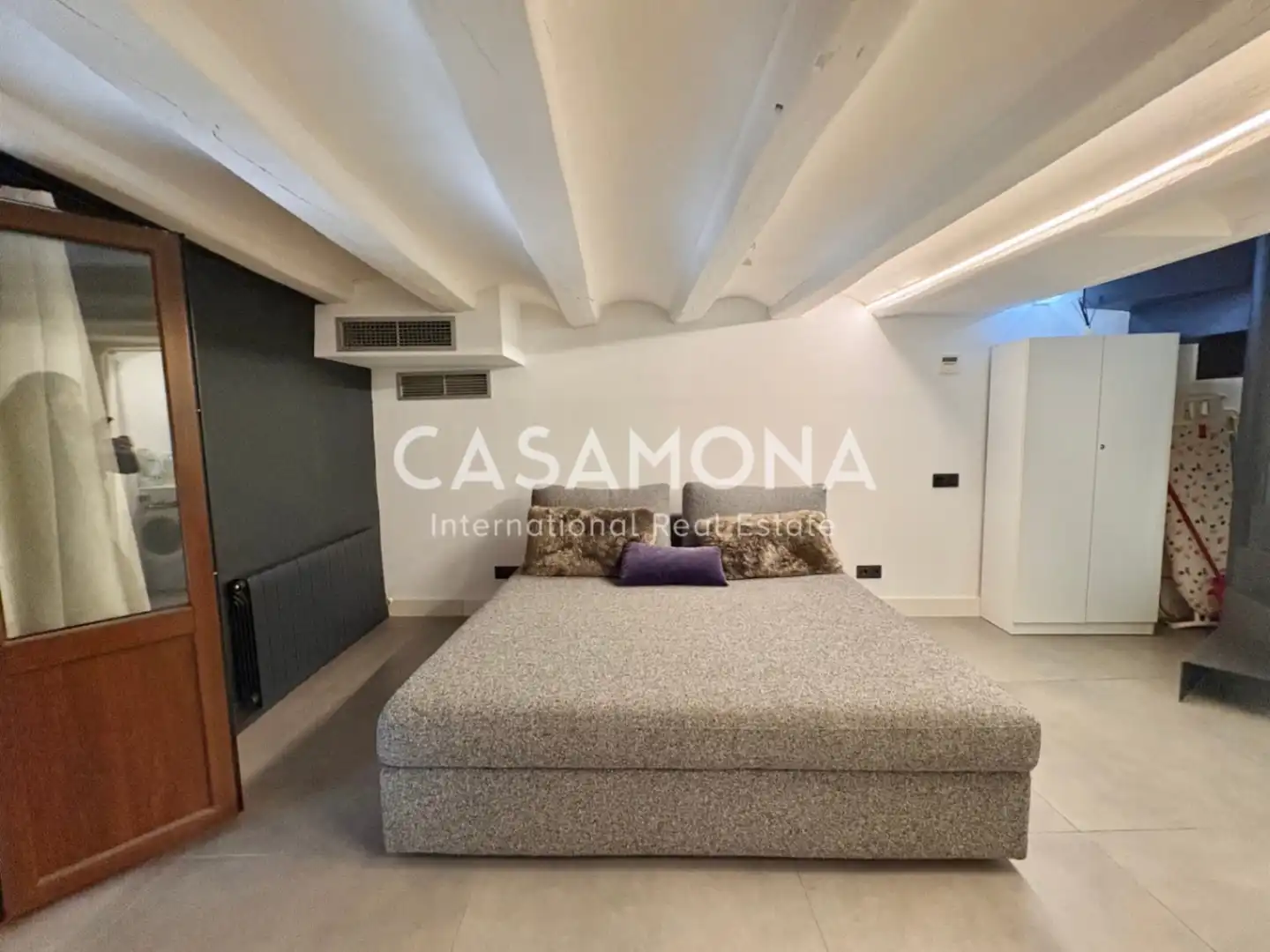 Maisonette zur Miete in Barcelona mit Klimaanlage, Heizung und Abstellraum