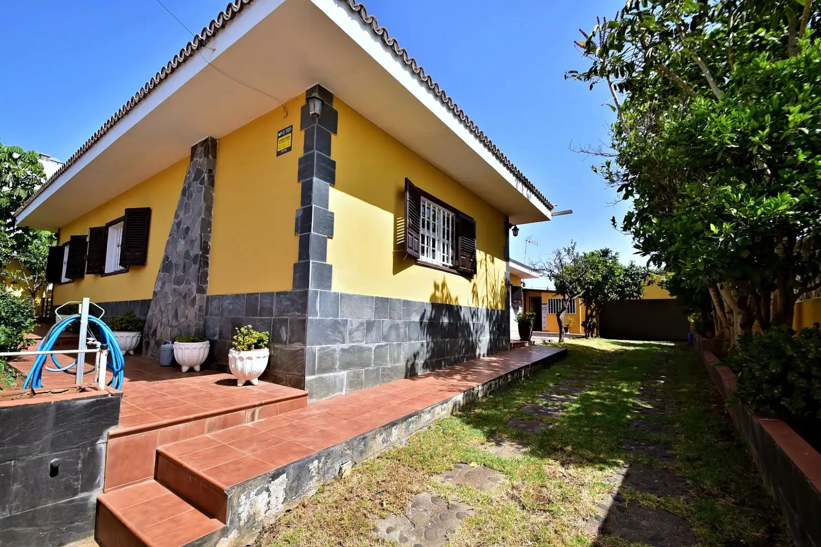 Vista exterior de Casa o chalet en venta en San Cristóbal de la Laguna con Jardín privado, Terraza y Trastero
