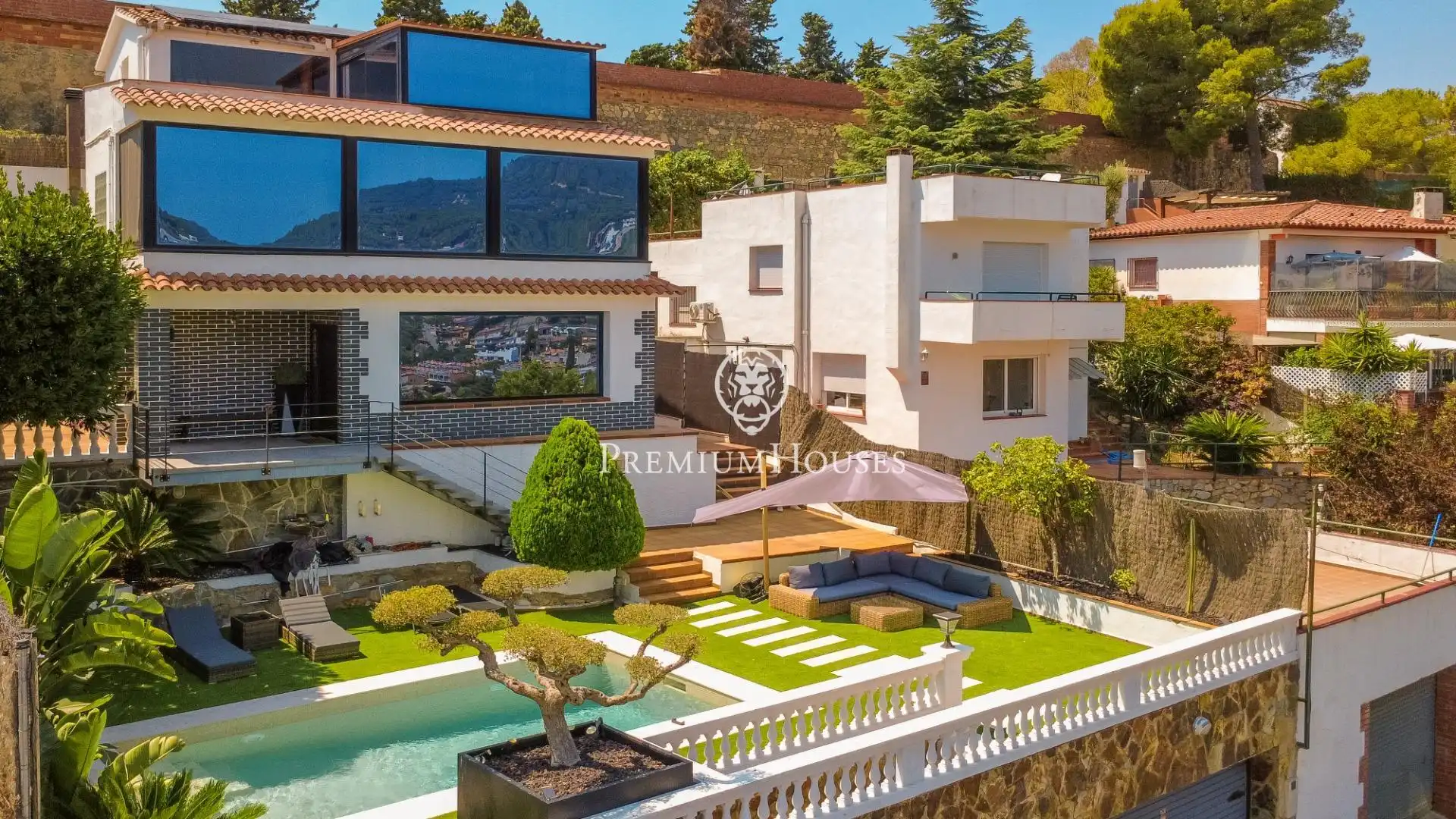 Vista exterior de Casa o chalet en venta en Cabrils con Aire acondicionado, Calefacción y Jardín privado