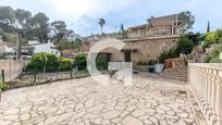 Vista exterior de Casa o xalet en venda en Cervelló amb Jardí privat, Terrassa i Traster