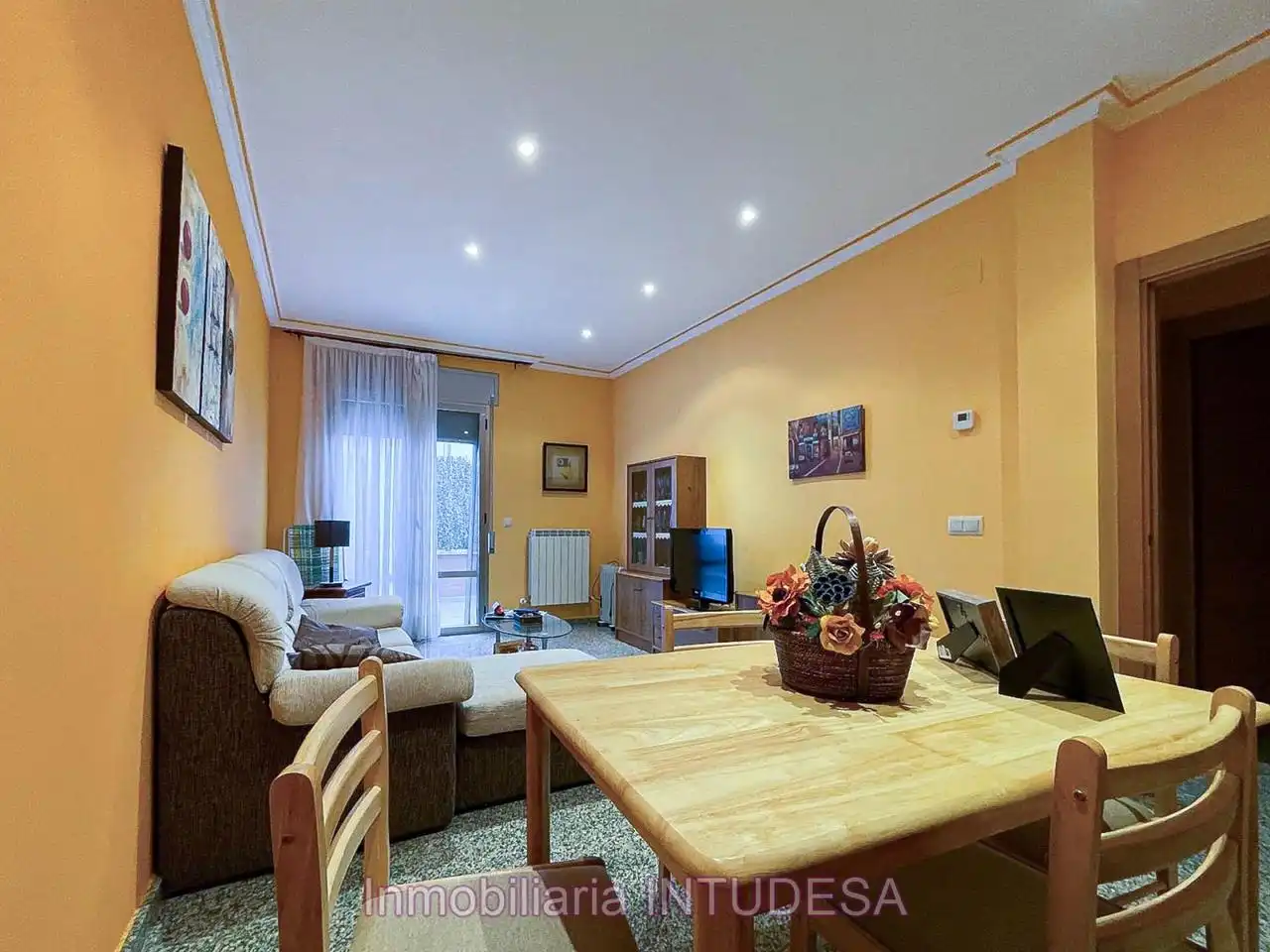 Living room of Houses for sale in Fustiñana  with Heating, Private garden and Terrace