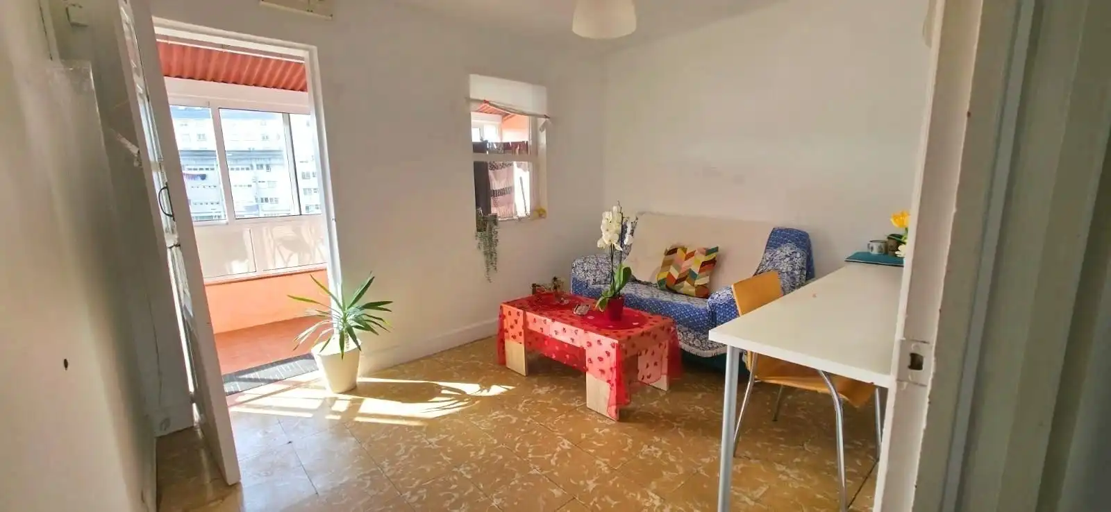 Habitación de Piso en venta en Narón con Calefacción, Terraza y Amueblado
