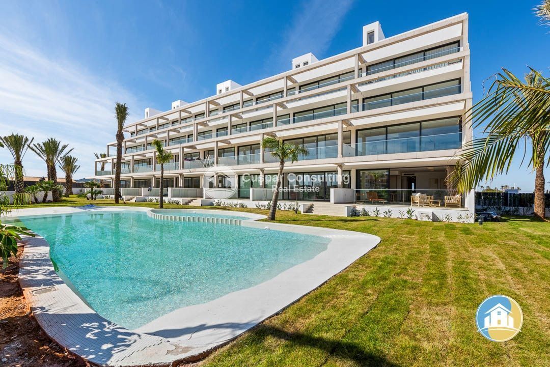Vista exterior de Apartament en venda en Cartagena amb Calefacció, Terrassa i Traster