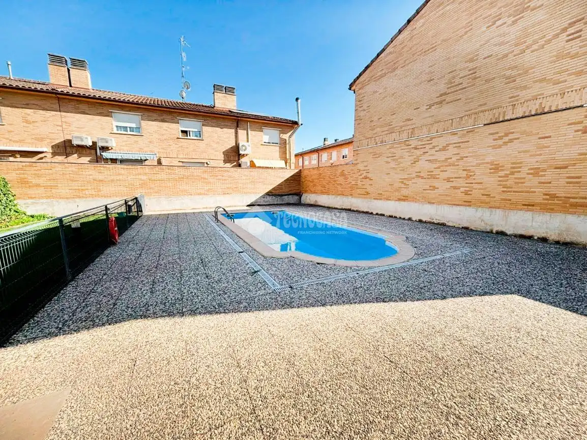 Piso con ascensor en venta en Pinseque, imagen 27