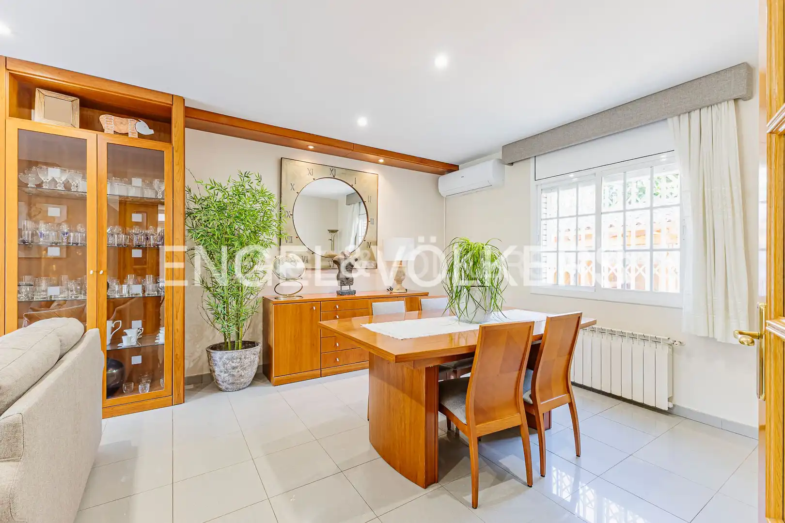 Dining room of Houses for sale in Sant Vicenç Dels Horts  with Heating, Storage room and Swimming Pool