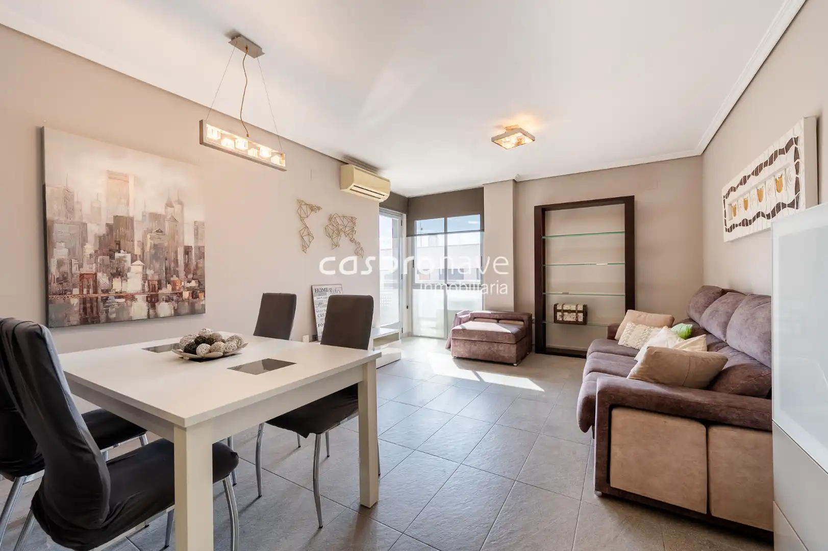 Vista exterior de Piso en venta en Oeste
