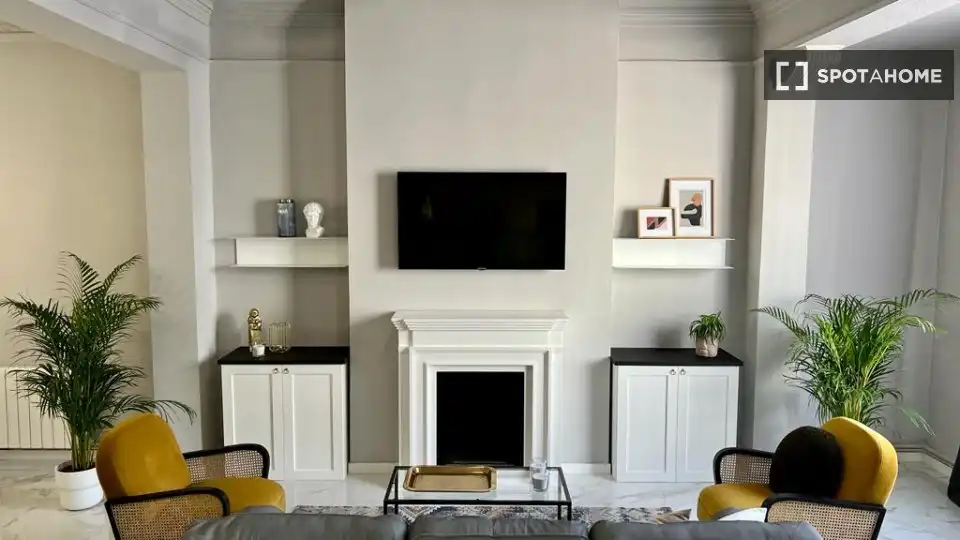 Appartement avec terrasse à louer à Extramurs