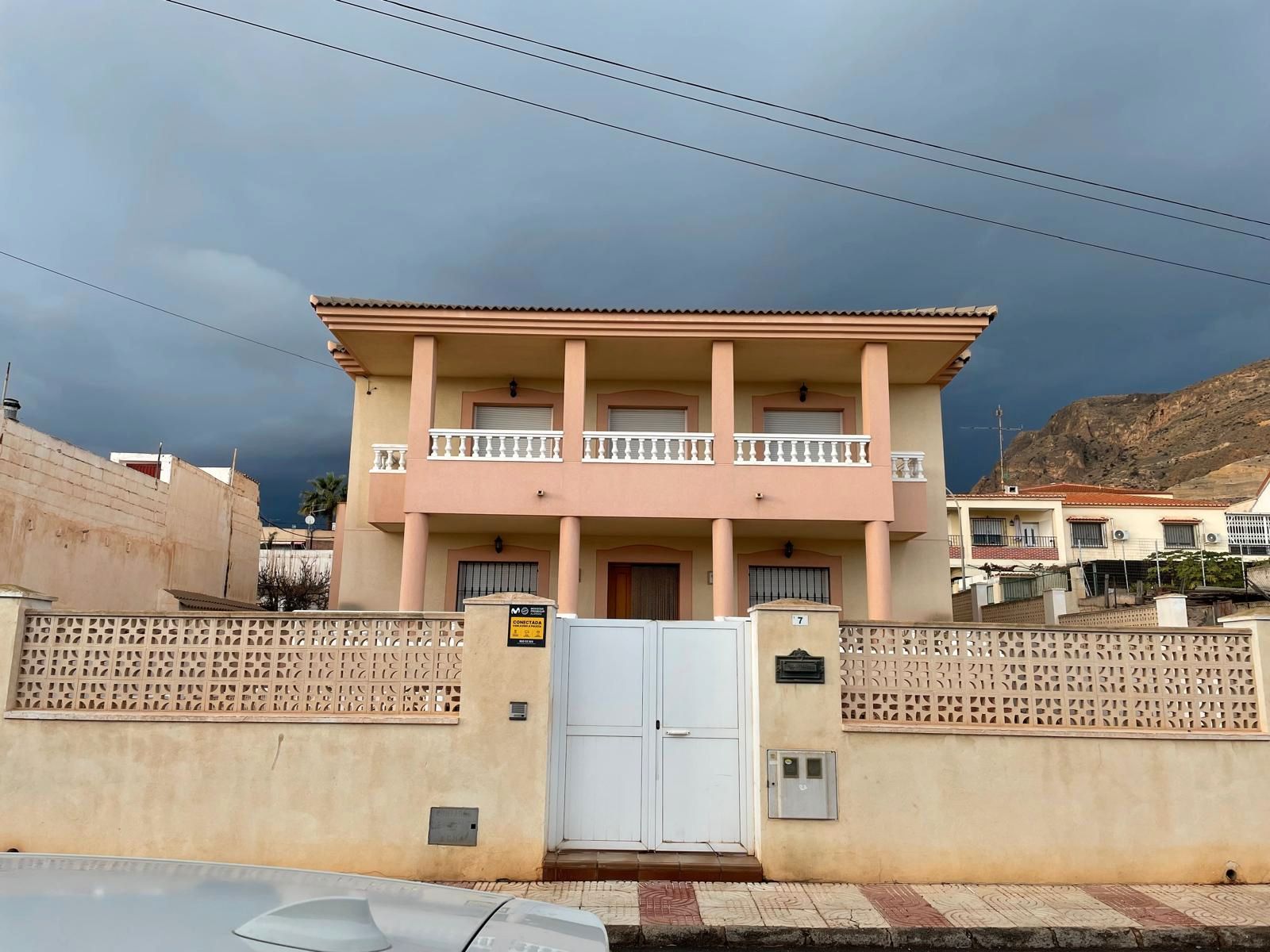 Exterior view of House or chalet for sale in Roquetas de Mar  with Storage room, Furnished and Oven