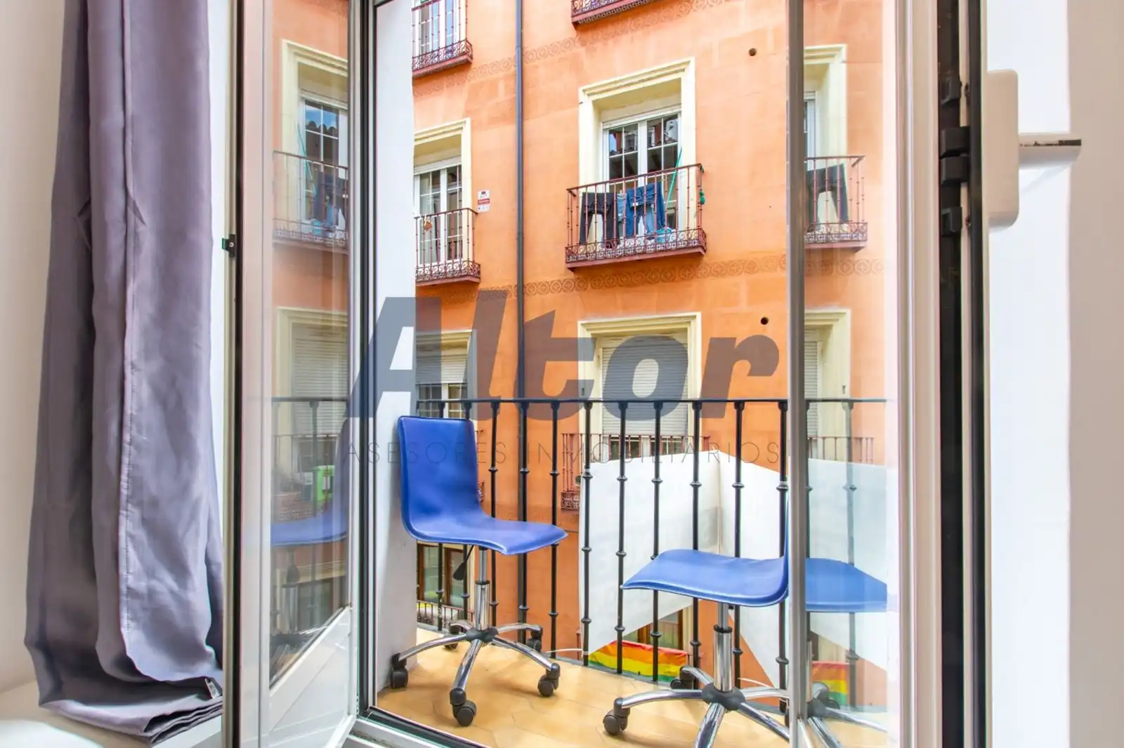 Wohnung zur Miete in DE LA MADERA, Universidad - Malasaña