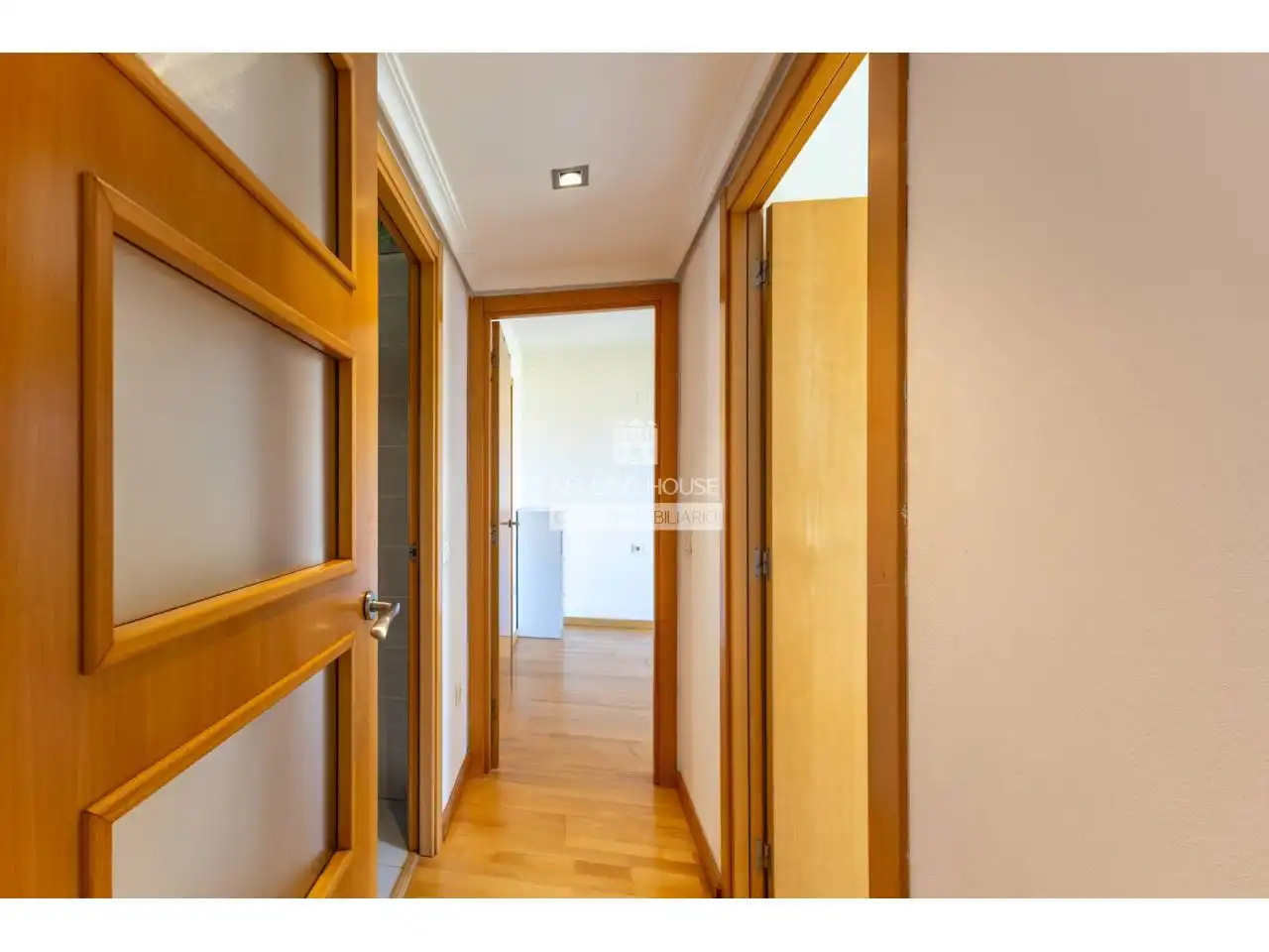 Wohnung zum Verkauf in Valencia mit Klimaanlage, Heizung und Parkett