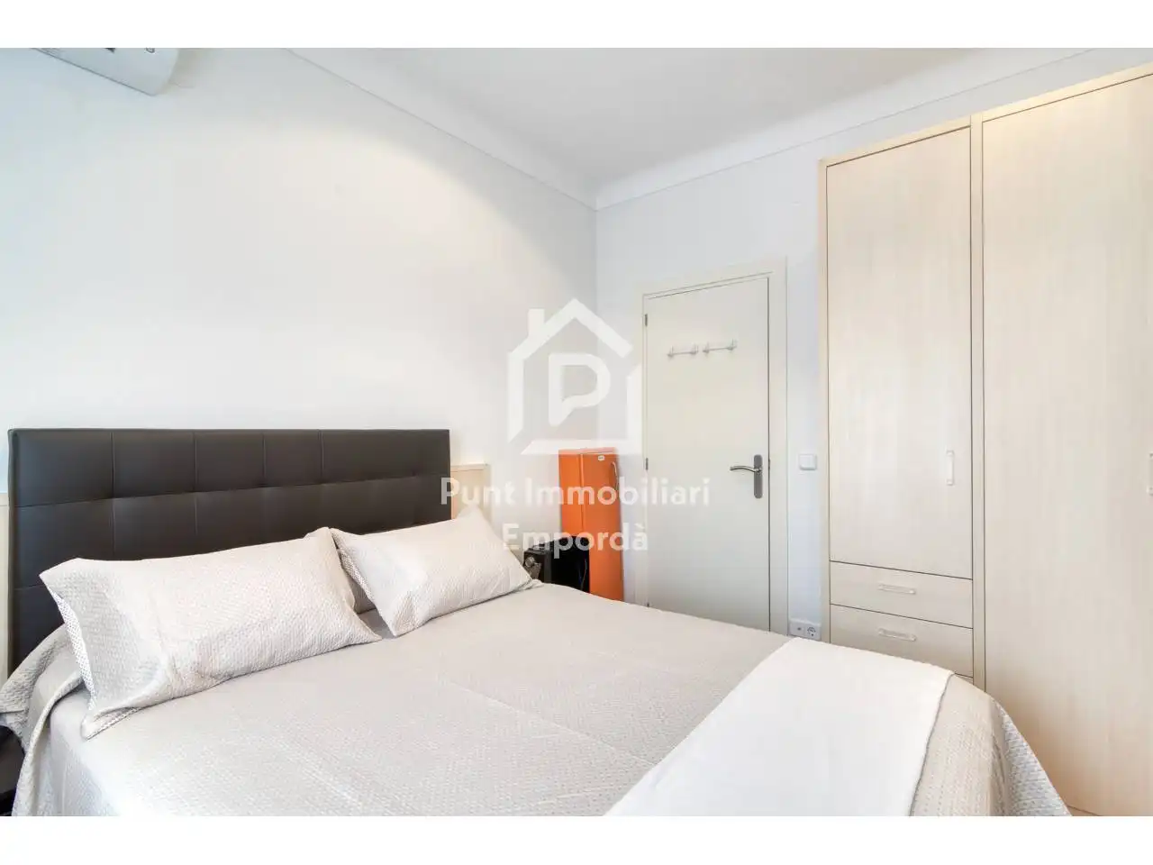 Flat for sale in Calle Monturiol, Centre