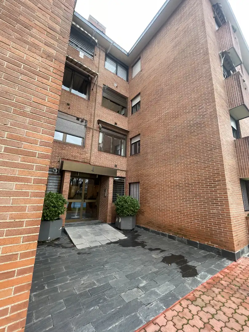 Vista exterior de Ático en venta en Pozuelo de Alarcón con Aire acondicionado, Calefacción y Jardín privado