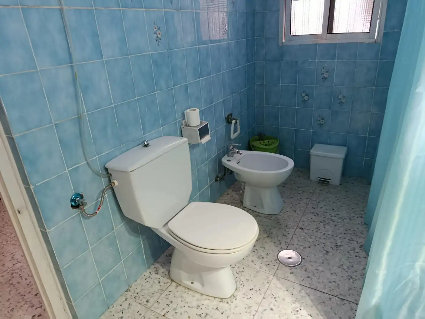 Bathroom of Detached homes for sale in Sevilla  with Terrace