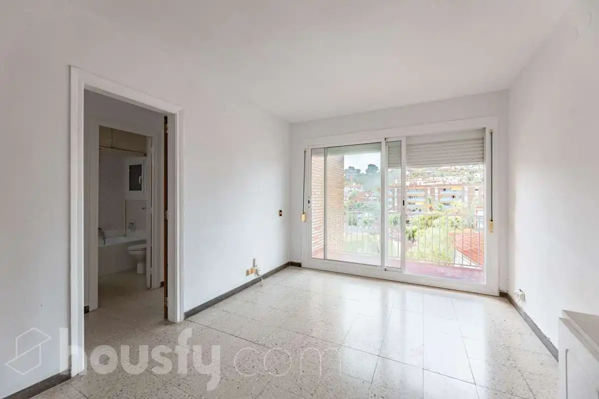 Piso con terraza en venta en Avenida de Santiago Rusiñol ., imagen 6