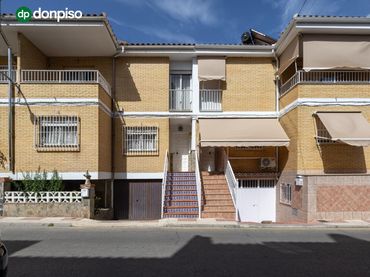 Casa a schiera in vendita a Calle Calle Jardines