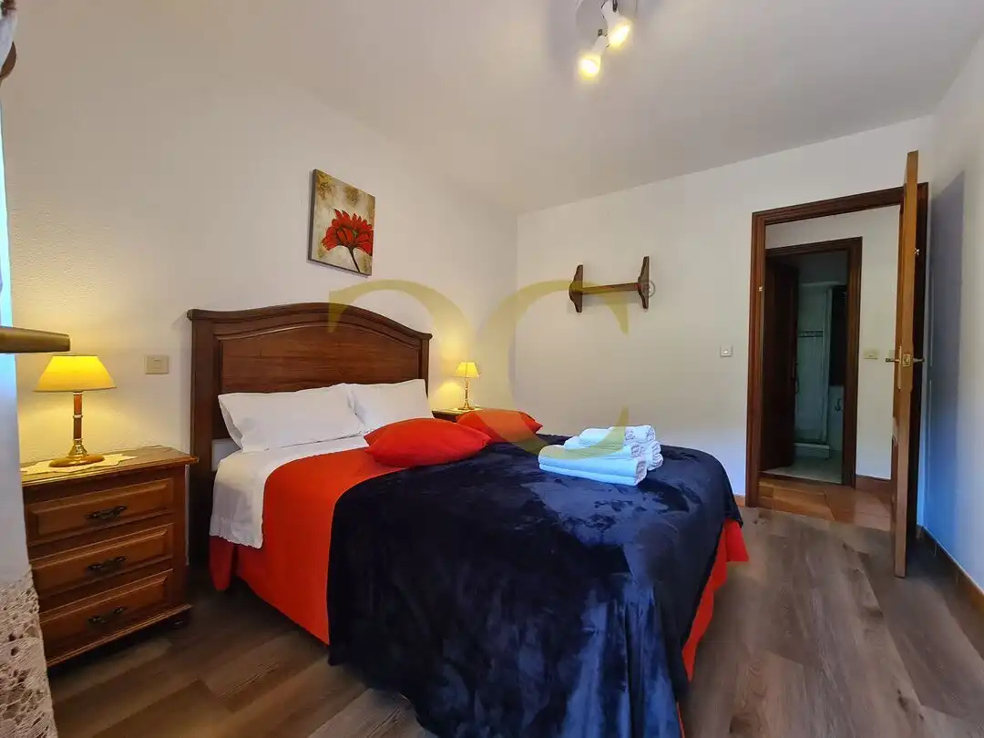 Dormitori de Casa o xalet en venda en Peñamellera Alta amb Calefacció, Jardí privat i Terrassa
