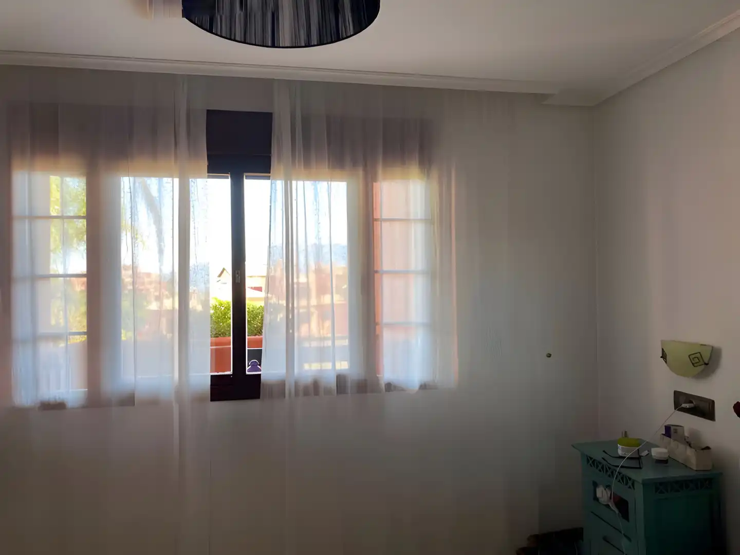 Schlafzimmer von Erdgeschoss zum Verkauf in Marbella mit Klimaanlage, Heizung und Terrasse