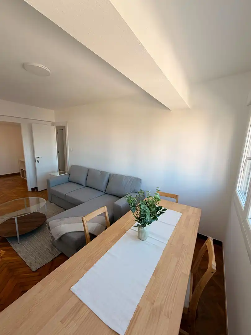 Wohnzimmer von Wohnung zur Miete in A Coruña Capital  mit Möbliert