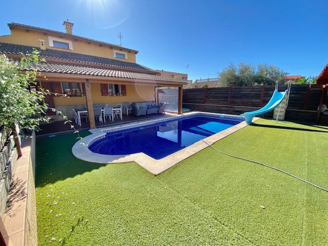 Piscina de Casa o xalet en venda en  Palma de Mallorca amb Aire condicionat, Calefacció i Jardí privat