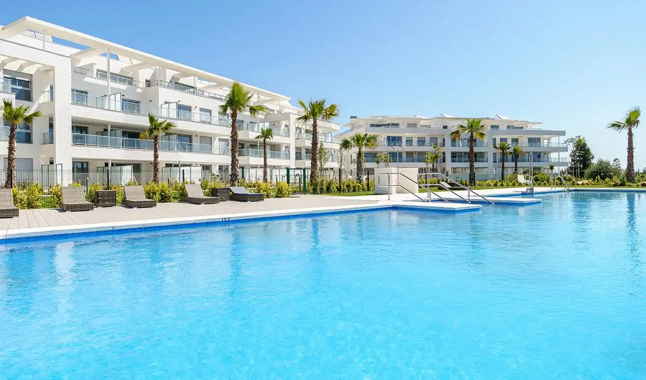 Ático con piscina en venta en El Faro de Calaburra - Chaparral, imagen 5