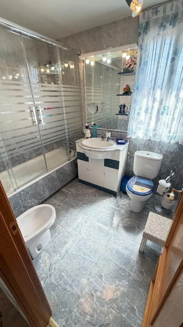 Bathroom of Houses for sale in Campo Real  with Air Conditioner, Heating and Private garden
