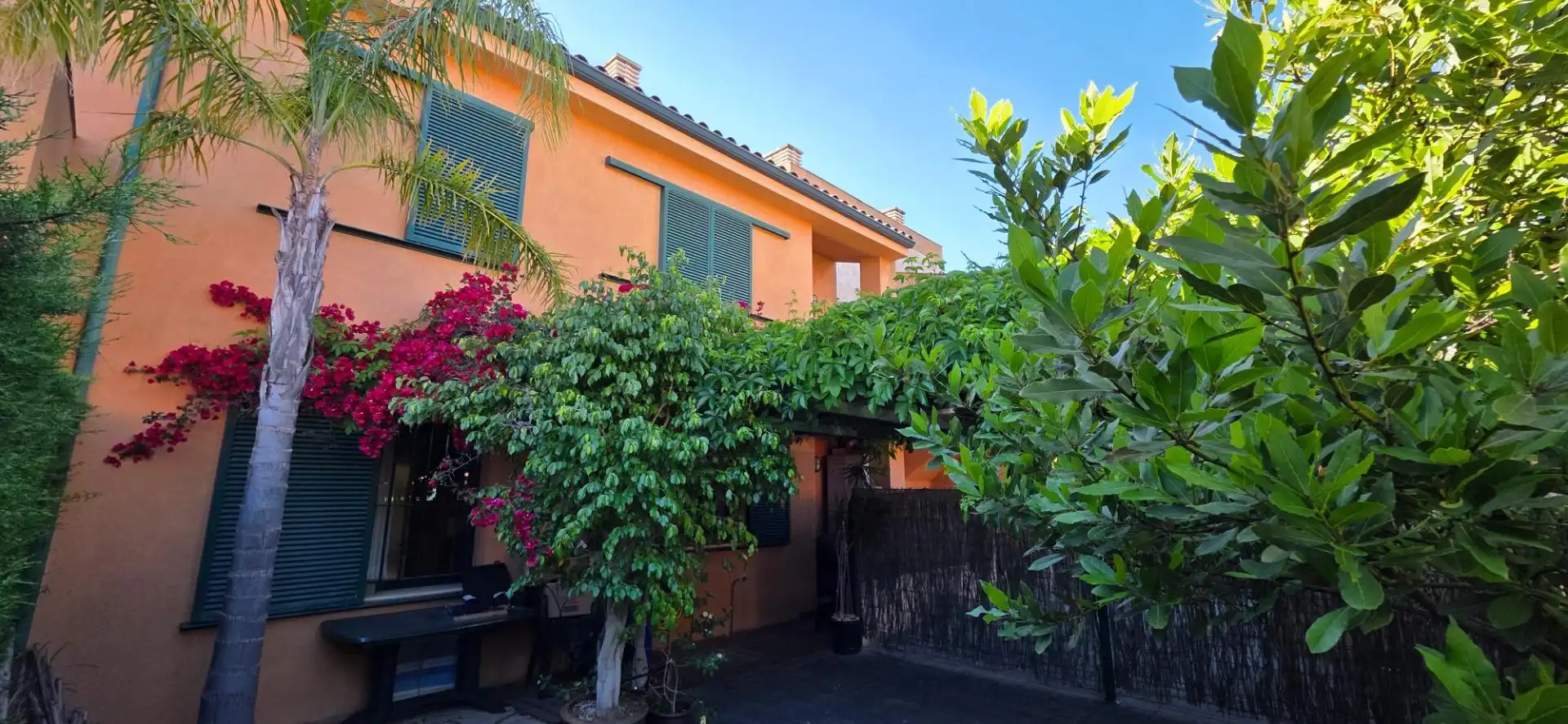 Außenansicht von Erdgeschoss zum Verkauf in L'Ametlla de Mar  mit Klimaanlage, Privatgarten und Terrasse