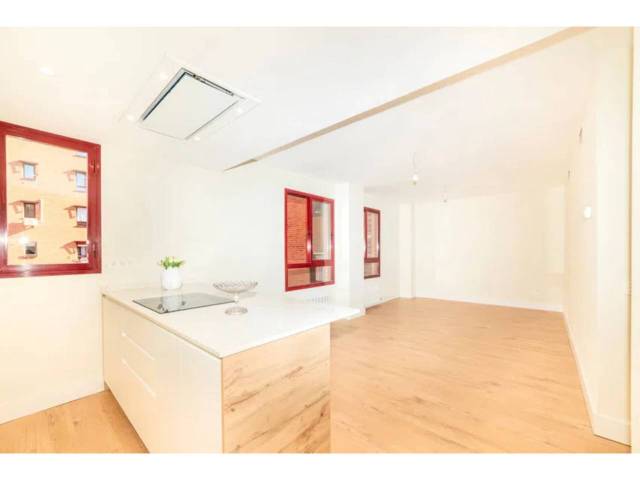 Piso en Venta en Calle Bertran en El Putget i el Farró