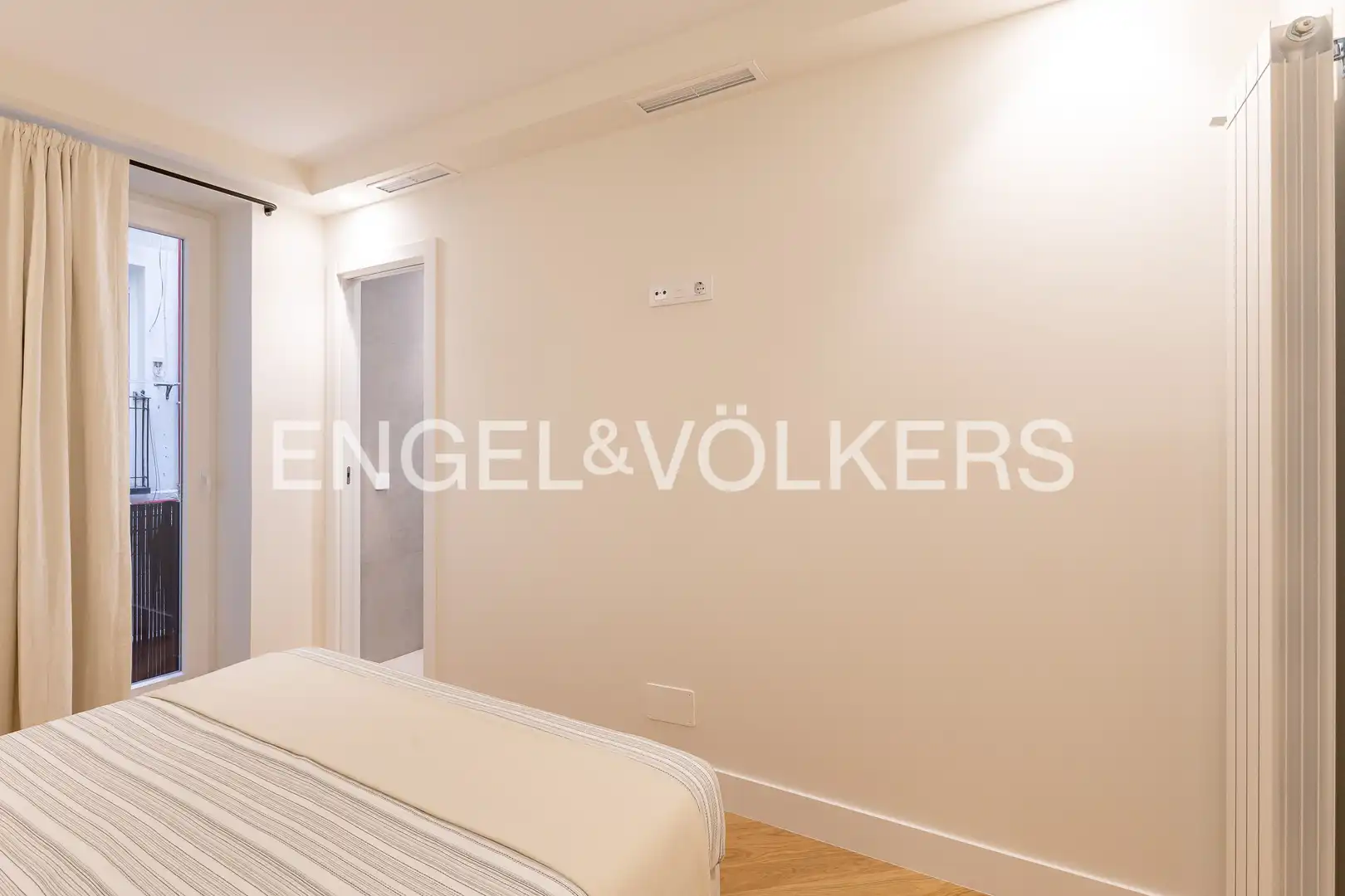 Habitación de Piso en venta en Madrid con Aire acondicionado, Calefacción y Amueblado