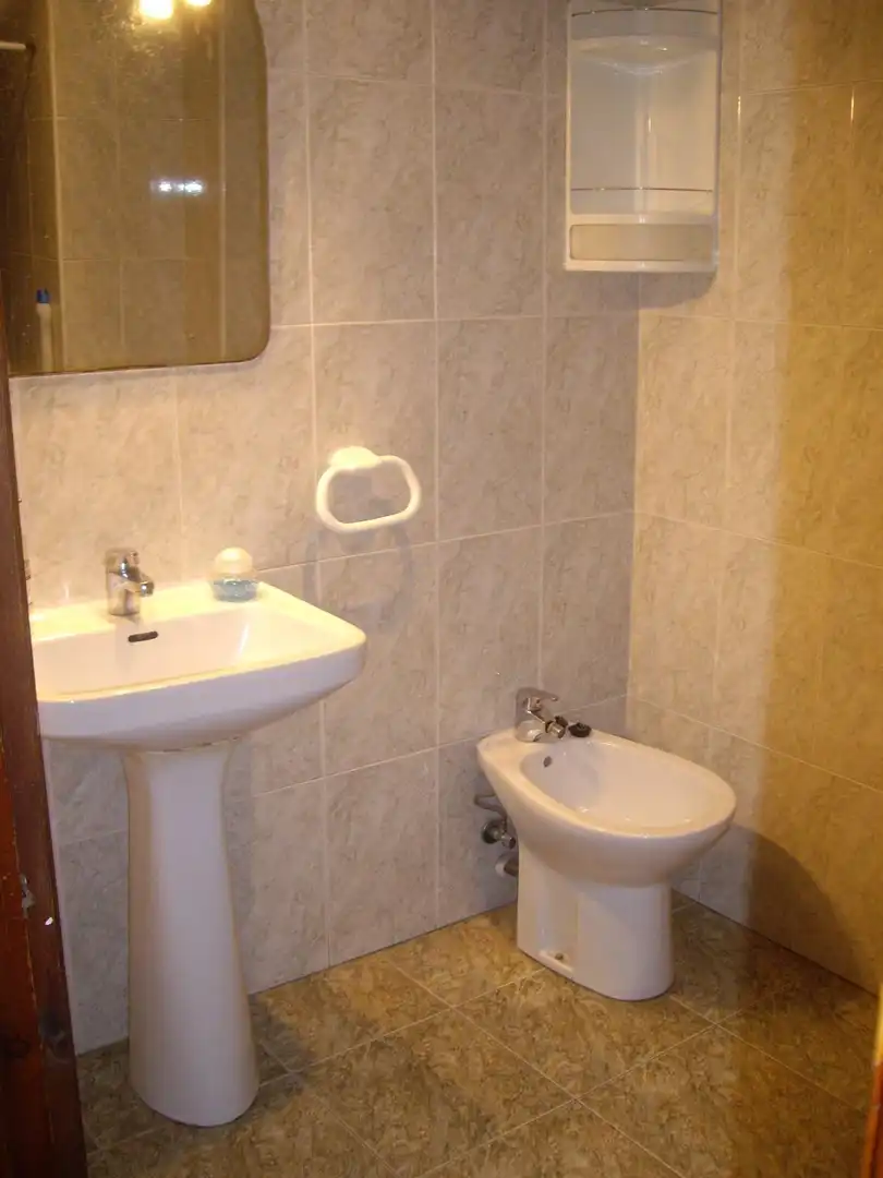 Baño de Apartamento de alquiler en Valencia con Balcón