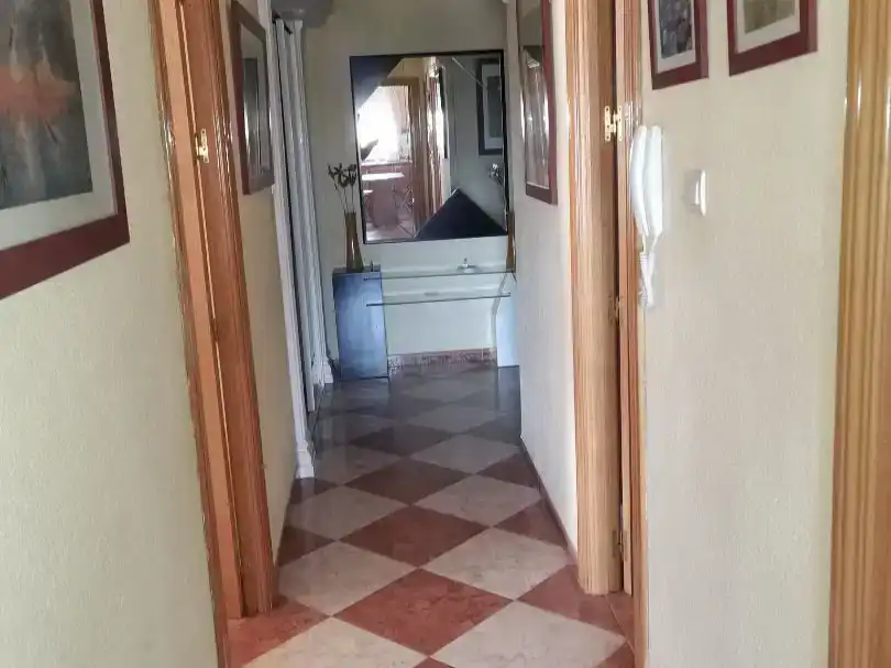 Piso en venta en  Granada Capital con Aire acondicionado, Terraza y Balcón