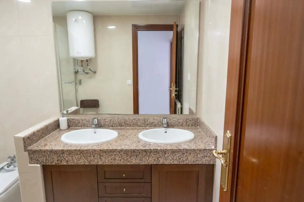 Bathroom of Flat for sale in Gavà  with Terrace