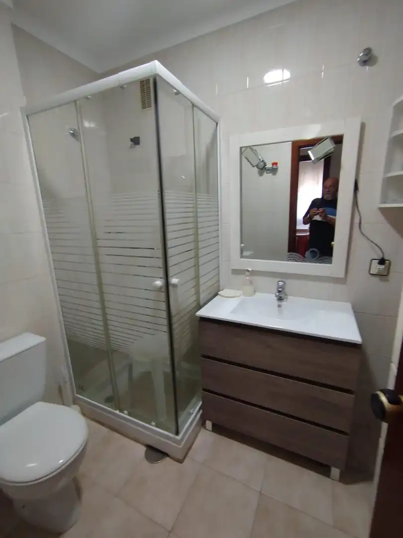 Baño de Piso en venta en Vélez-Málaga con Aire acondicionado, Terraza y Trastero