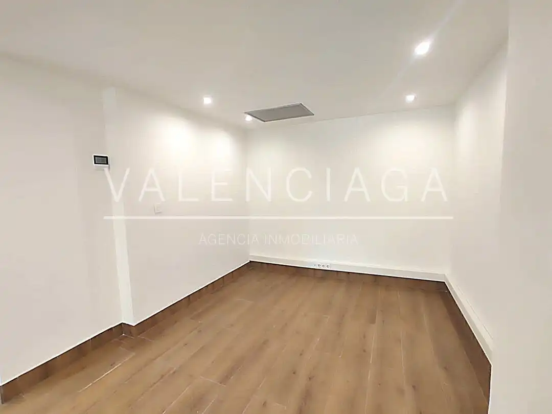 Oficina de alquiler en Donostia - San Sebastián  con Aire acondicionado