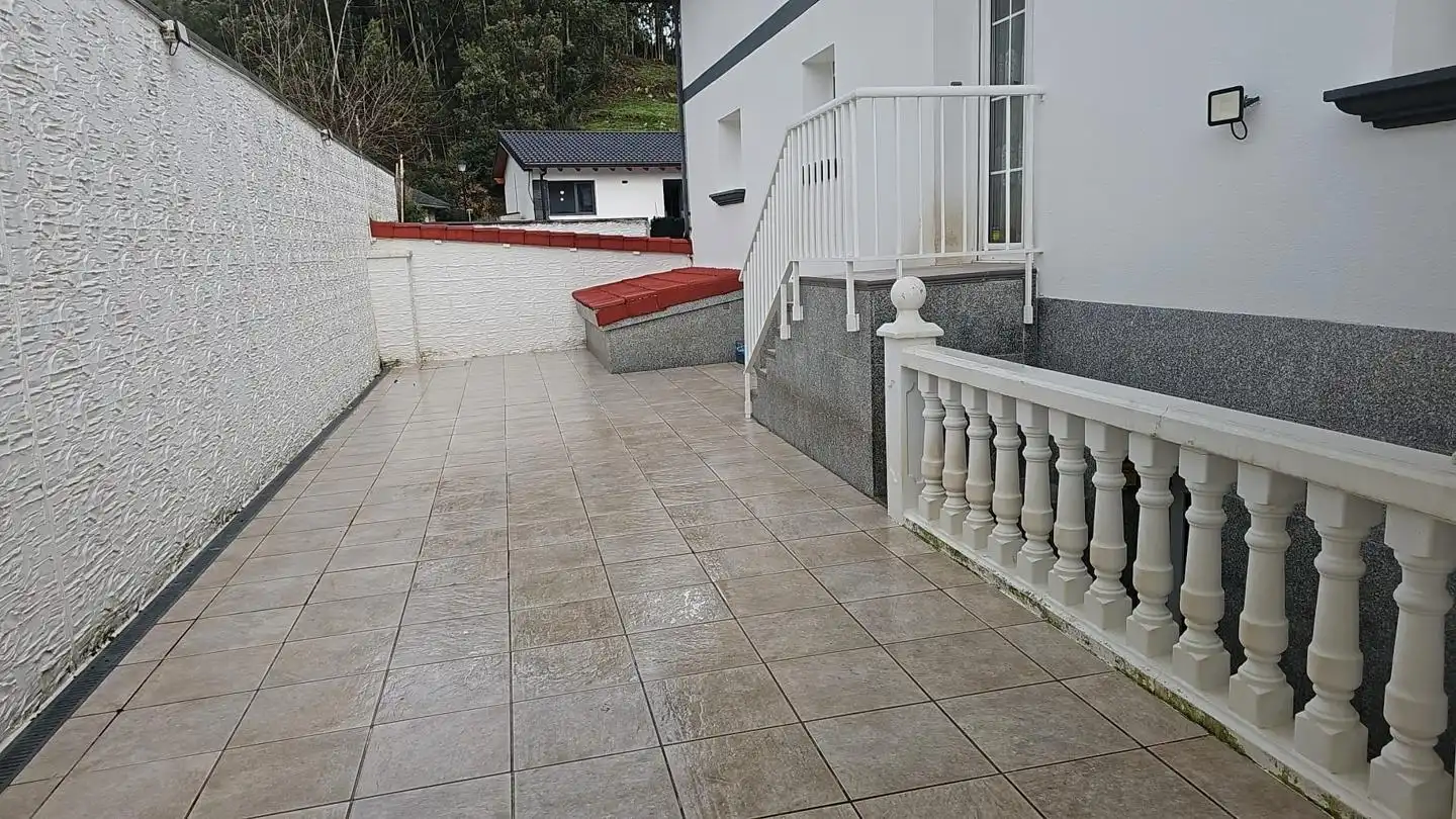 Casa con piscina en venta en Barrio Sámano, imagen 66