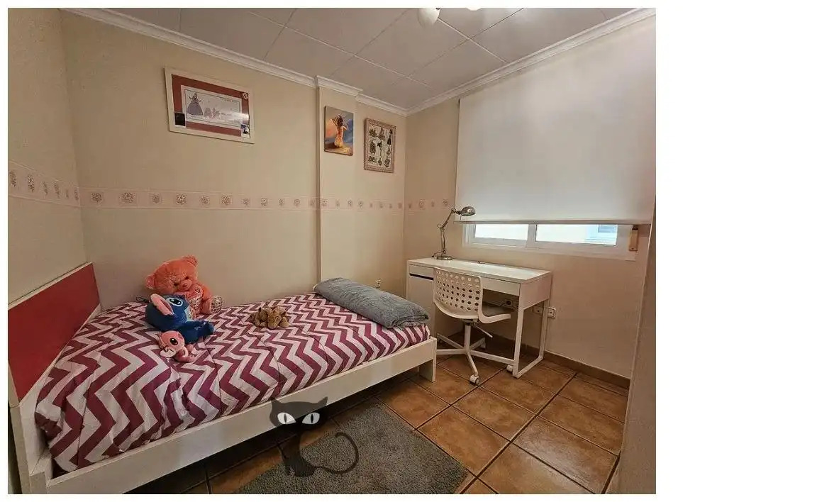 Dormitori de Casa o xalet en venda en Albal amb Terrassa i Balcó