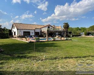 Jardí de Casa o xalet en venda en Colmenar de Oreja amb Piscina