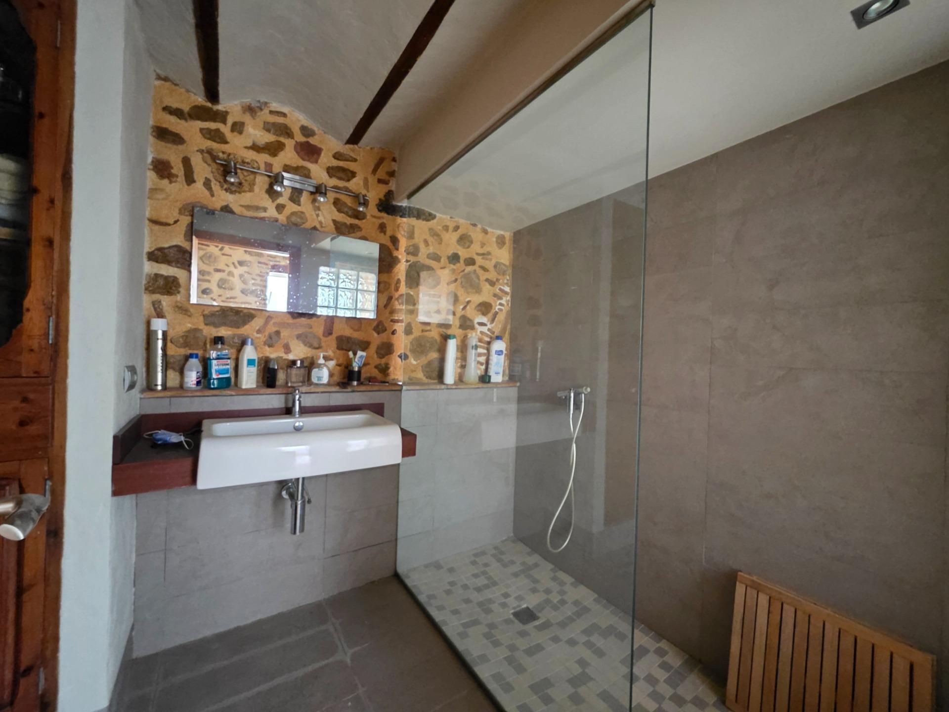 Country house for sale