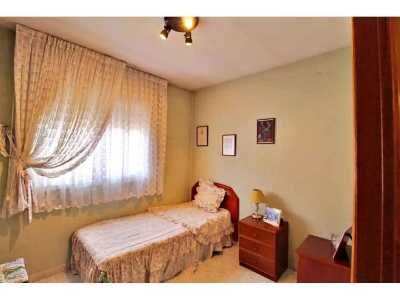 House with garden for sale in Calle Puigmal, imagen 17