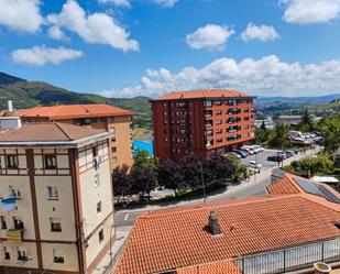 Exterior view of Flat for sale in Abanto y Ciérvana-Abanto Zierbena  with Heating, Storage room and Furnished