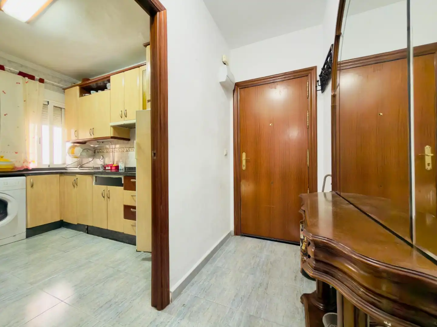 Piso en venta en Córdoba con Terraza, Trastero y Amueblado